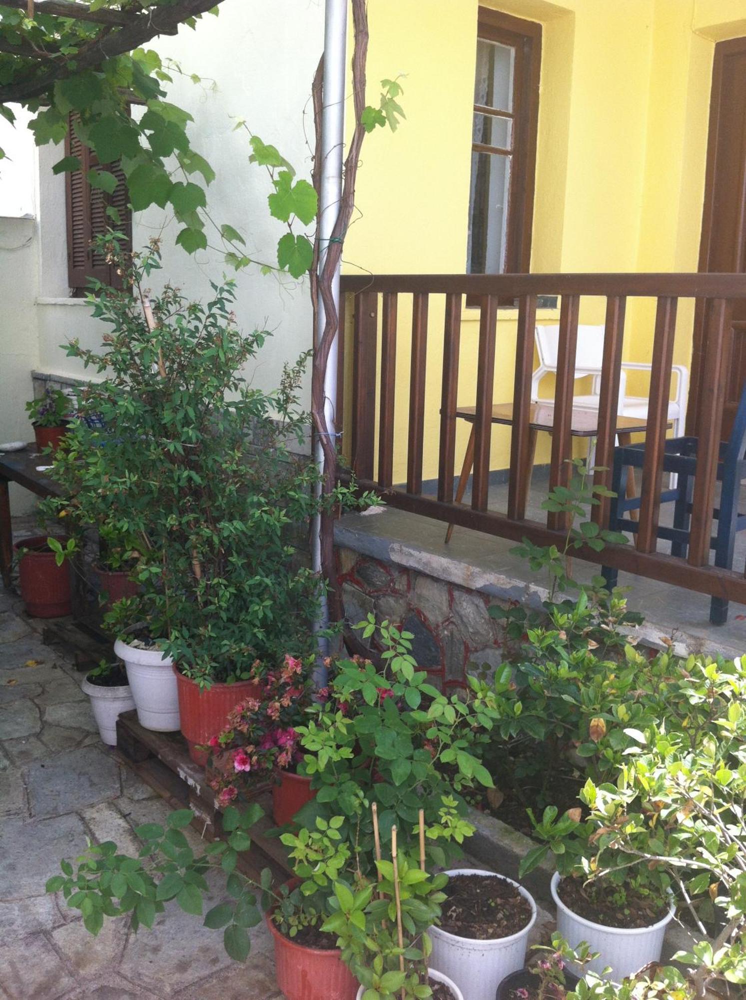 Remezzo Guesthouse Agios Ioannis  Exteriör bild