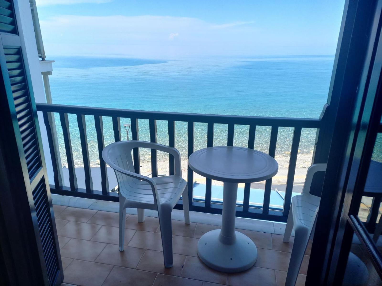 Remezzo Guesthouse Agios Ioannis  Exteriör bild