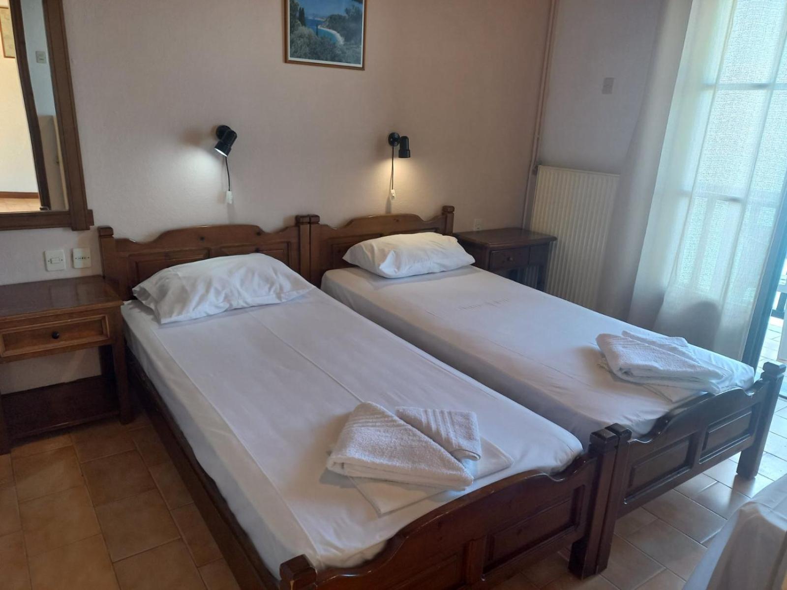 Remezzo Guesthouse Agios Ioannis  Exteriör bild